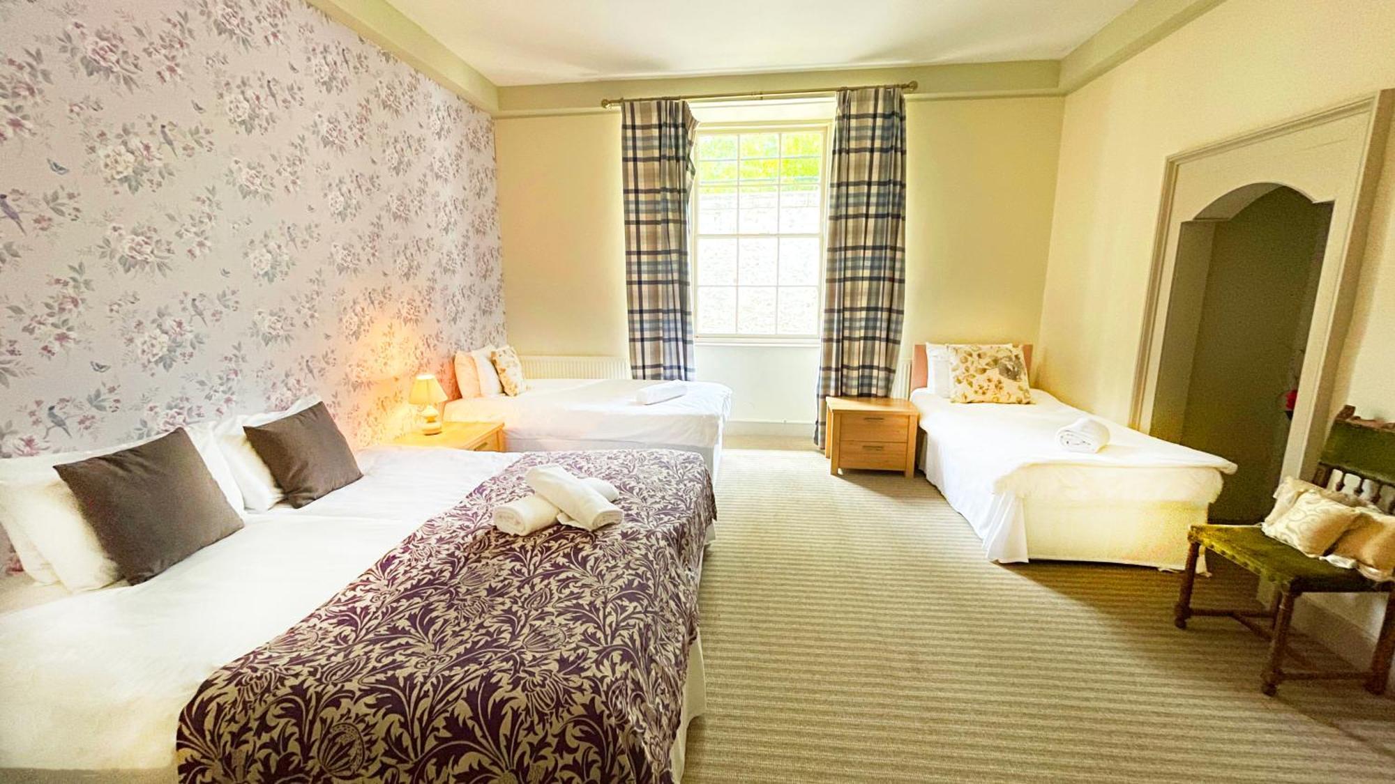 Kirkhill Estate Rooms Gorebridge Kültér fotó