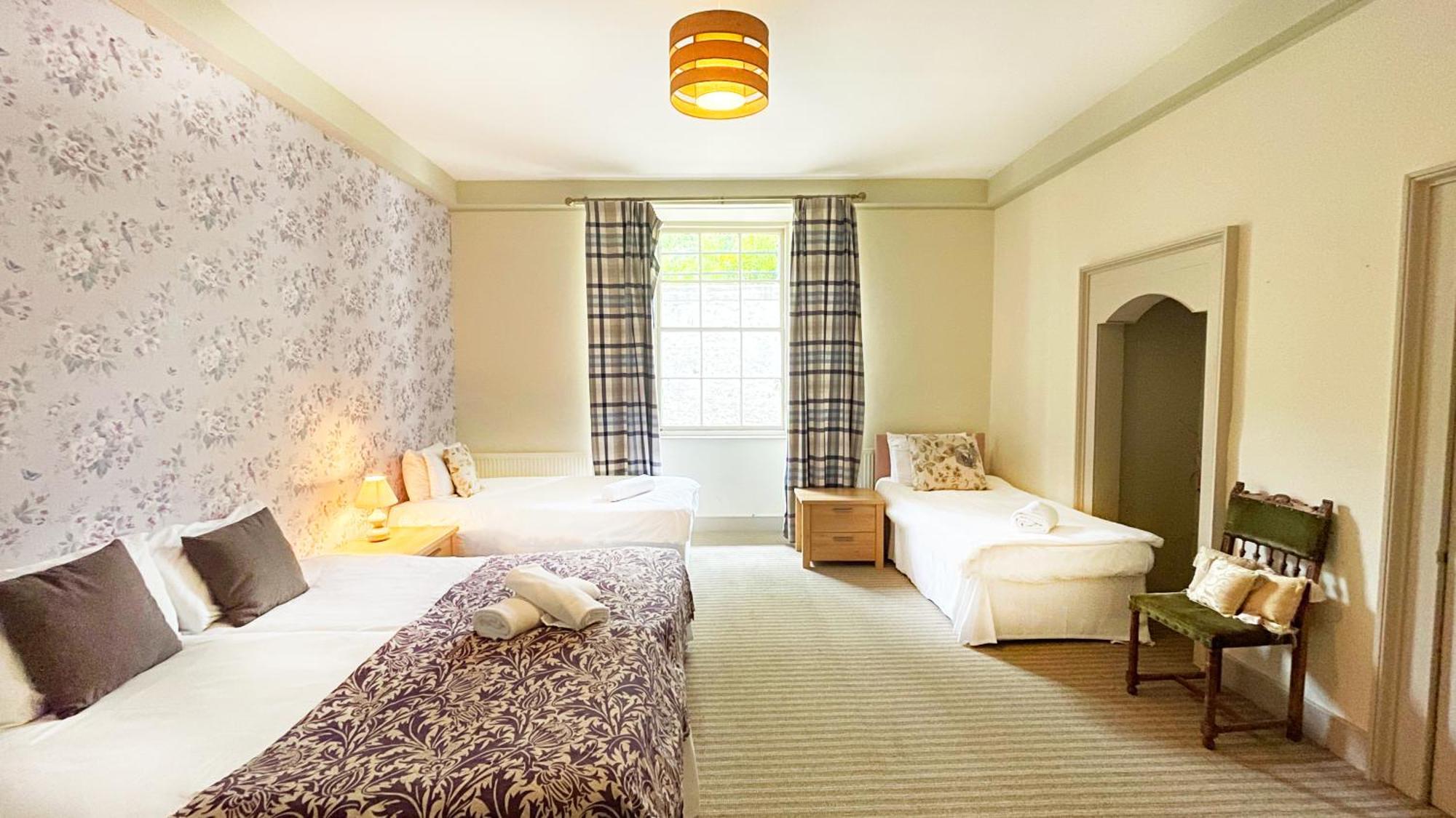 Kirkhill Estate Rooms Gorebridge Kültér fotó
